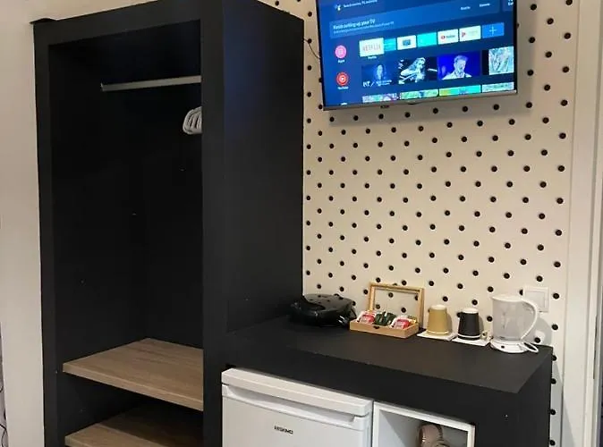 Guest house Jz Picasso 3*